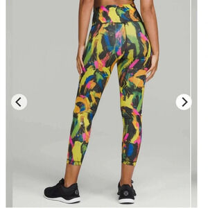 NWOT!! Lululemon - Wunder Train High-Rise Tight 25" - Undertone Black Multi